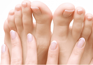 a photo of feet