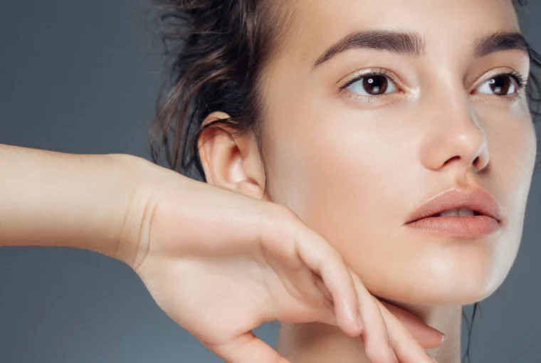 Recover From a Rhinoplasty